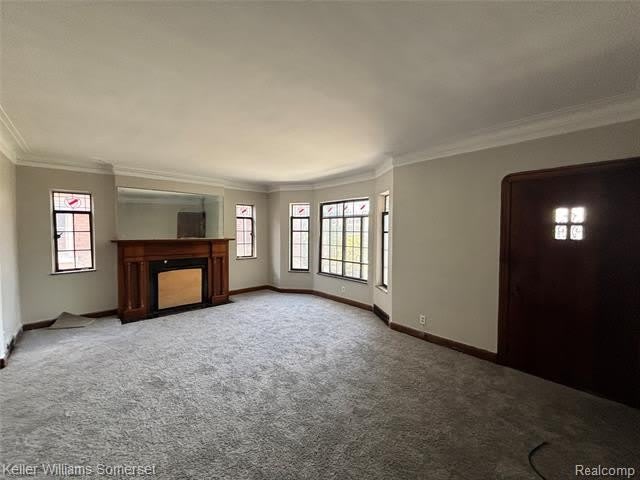 2943 Leslie Street – photo 2