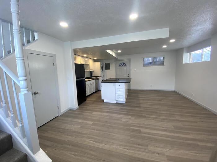 295 East 400 South – photo 3