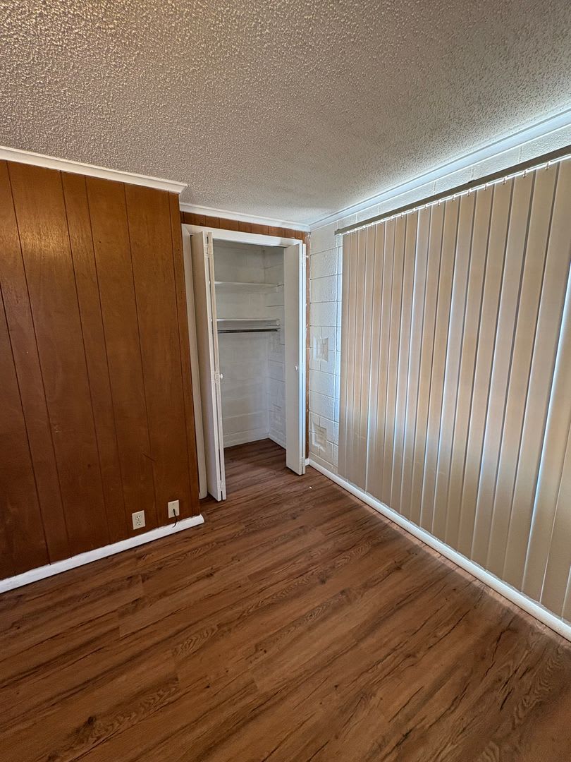 1620 1/2 N. Grand – photo 3