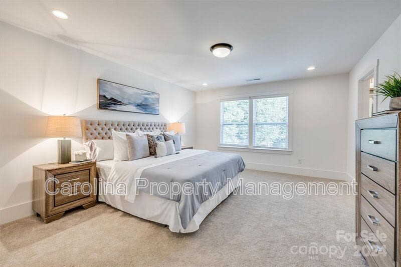 1241 Eastway Dr – photo 5