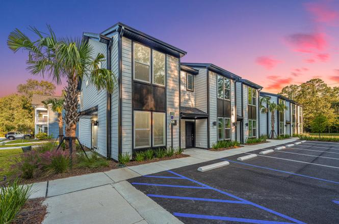 1708 Cayla Street – photo 2