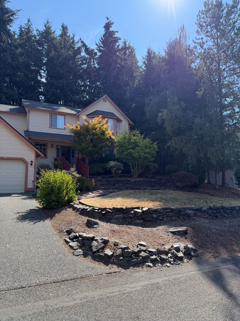 Spacious 4-Bedroom Gig Harbor Home with Private Yard &amp; 2-Car Garage – photo 2