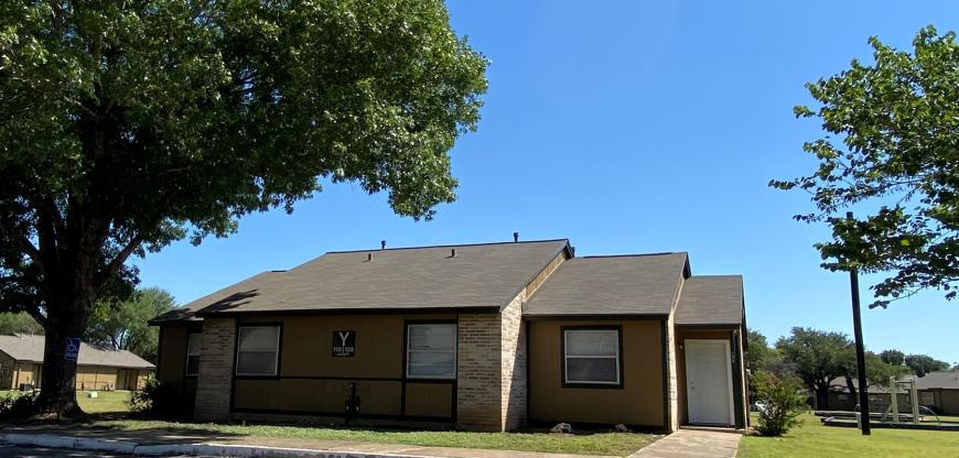 101 Glenbrook Dr. E – photo 4
