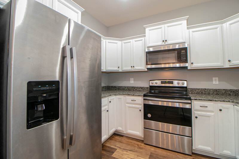 3300 Twelve Oaks Blvd – photo 5