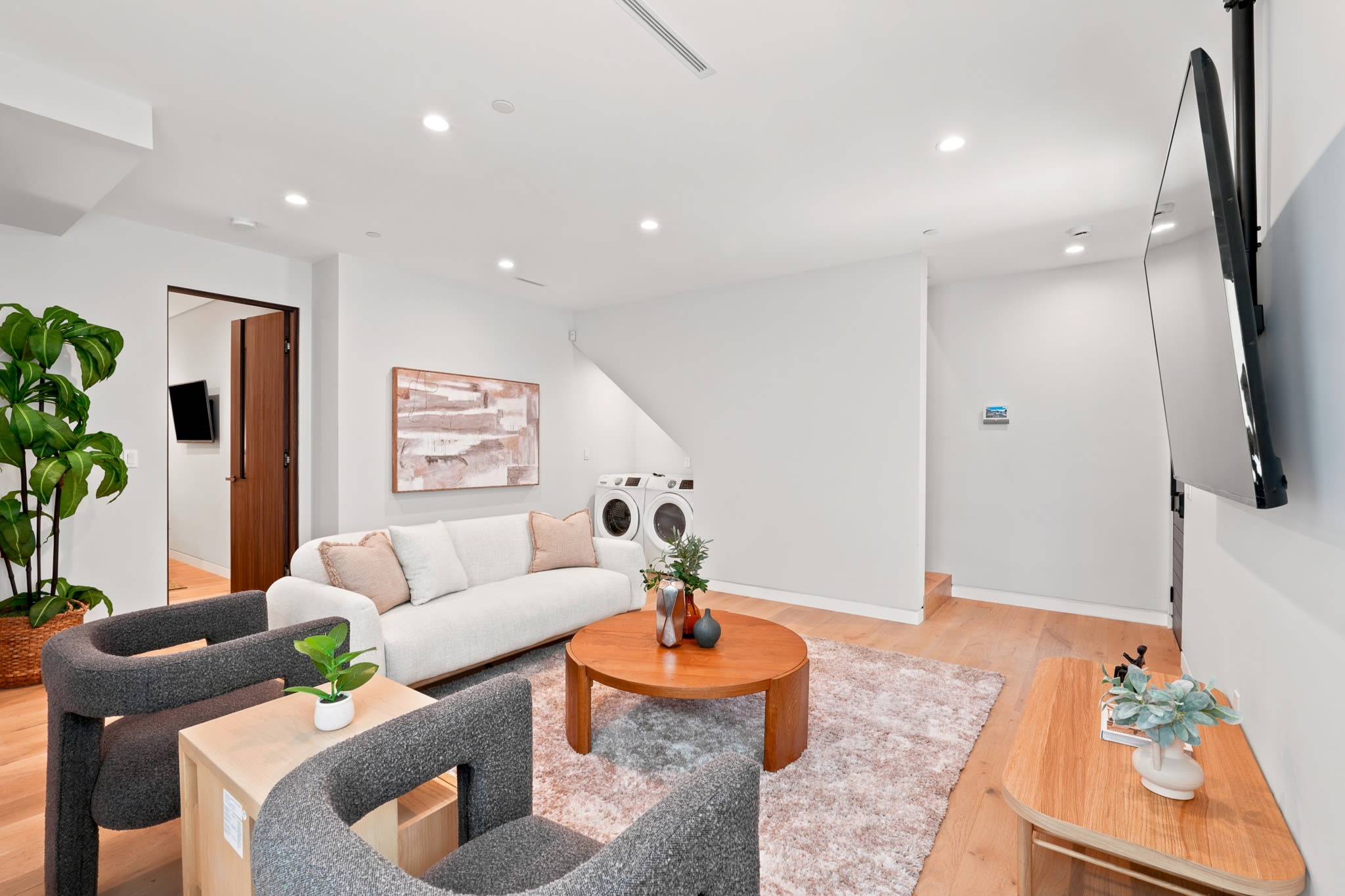 425 North Alfred Street – photo 2