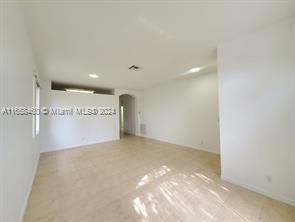 3704 Woodfield Court – photo 5