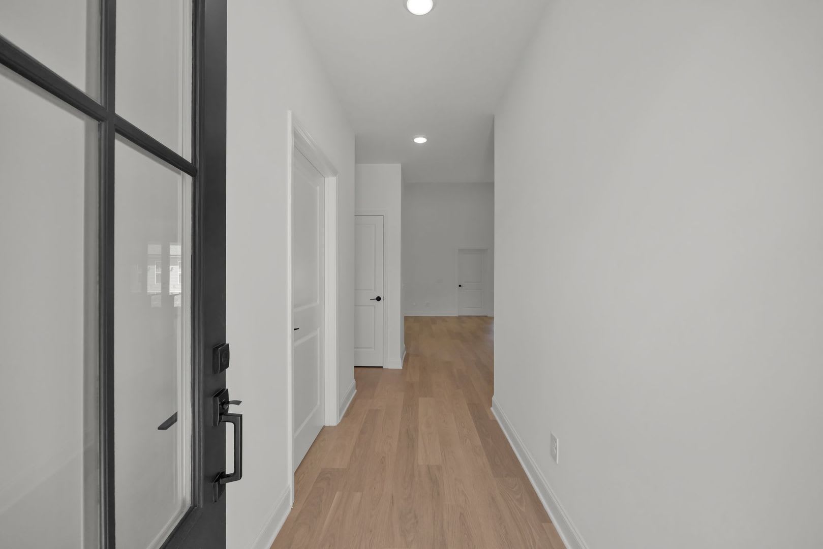 $1k Move-In SPECIAL!!!!New Design 2-bedroom Orchid at James Creek – photo 5