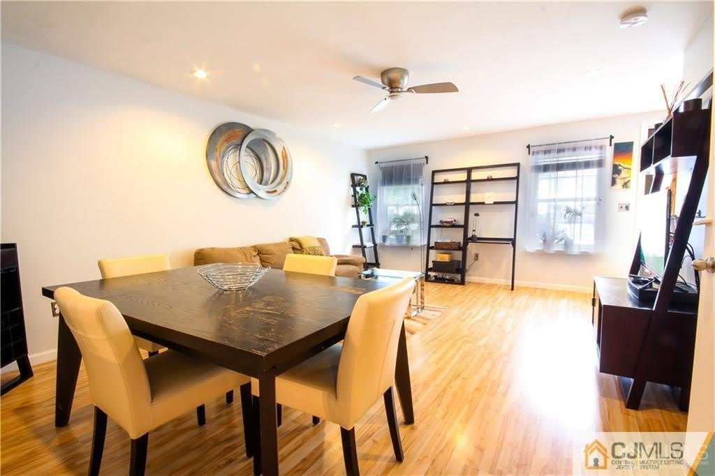123 Pear Tree Lane – photo 3
