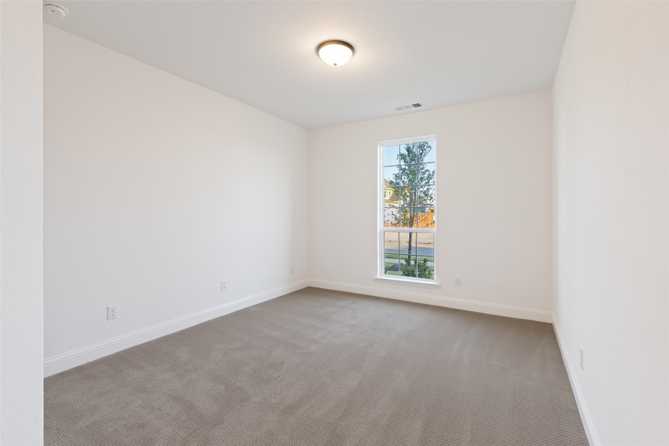 2380 Rainforest Drive – photo 5