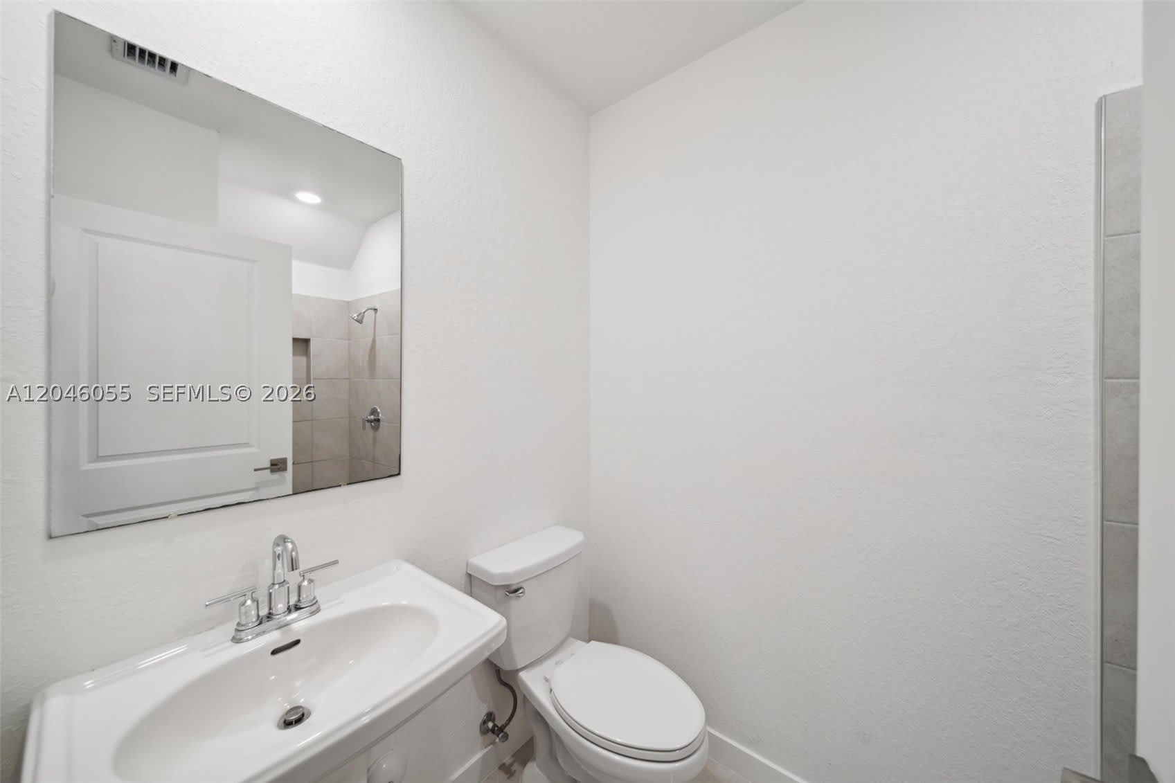 441 NE 4th Ln – photo 5