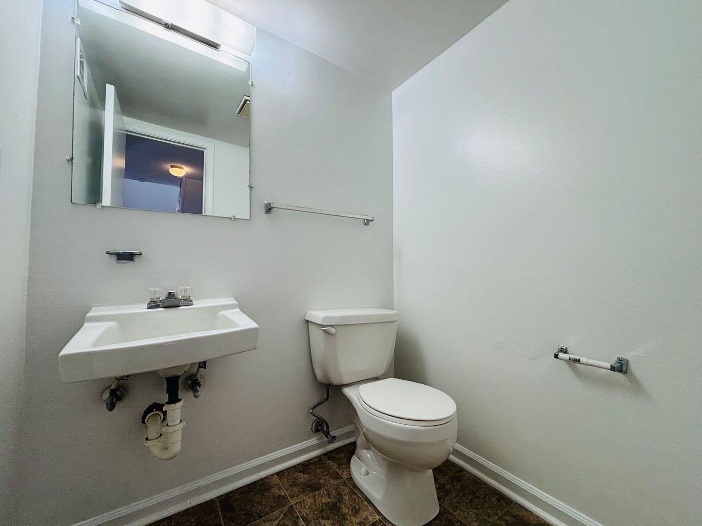 4 Bedroom 2 Bath Townhouse – photo 5
