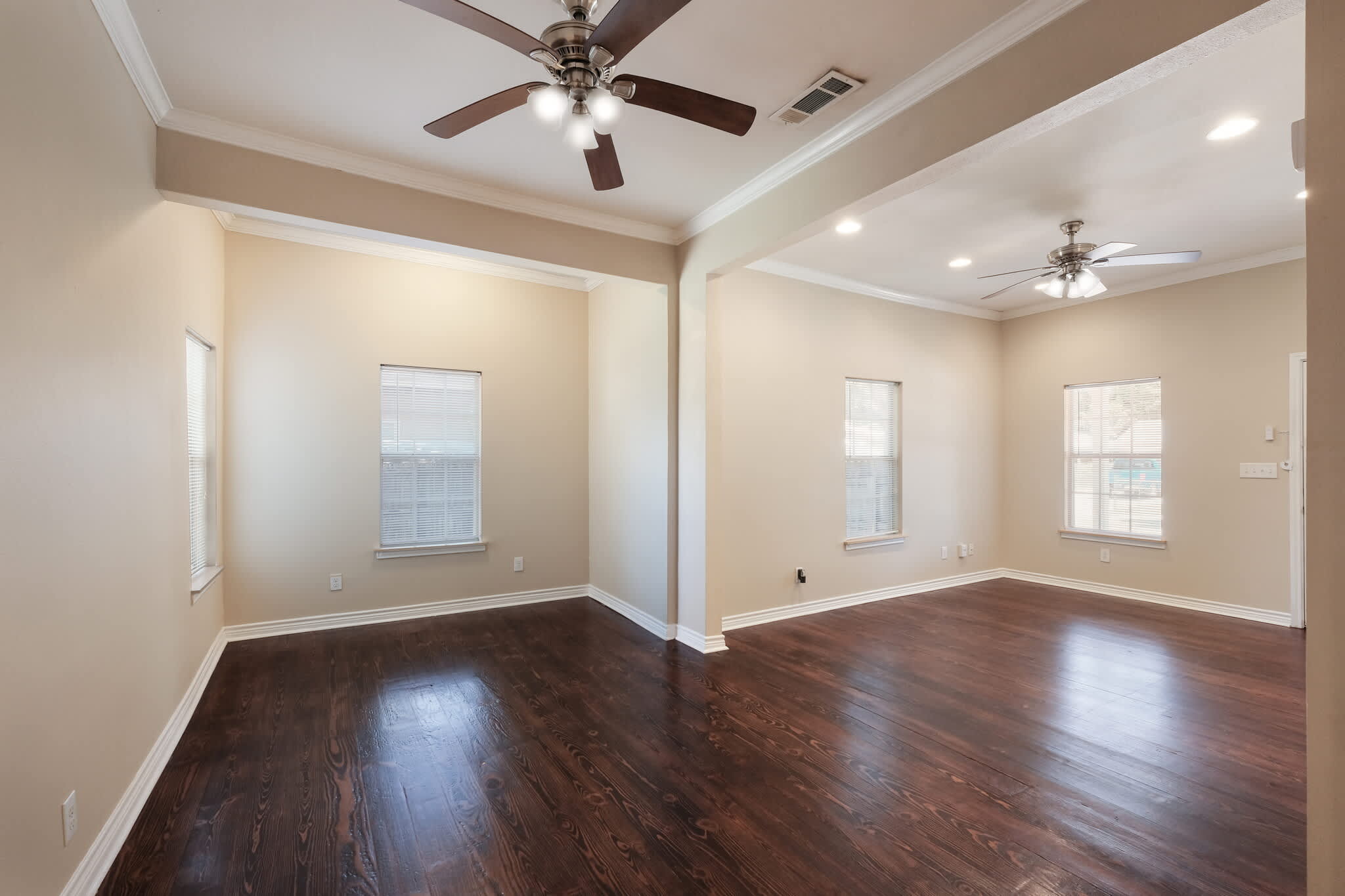207 Hill St – photo 5