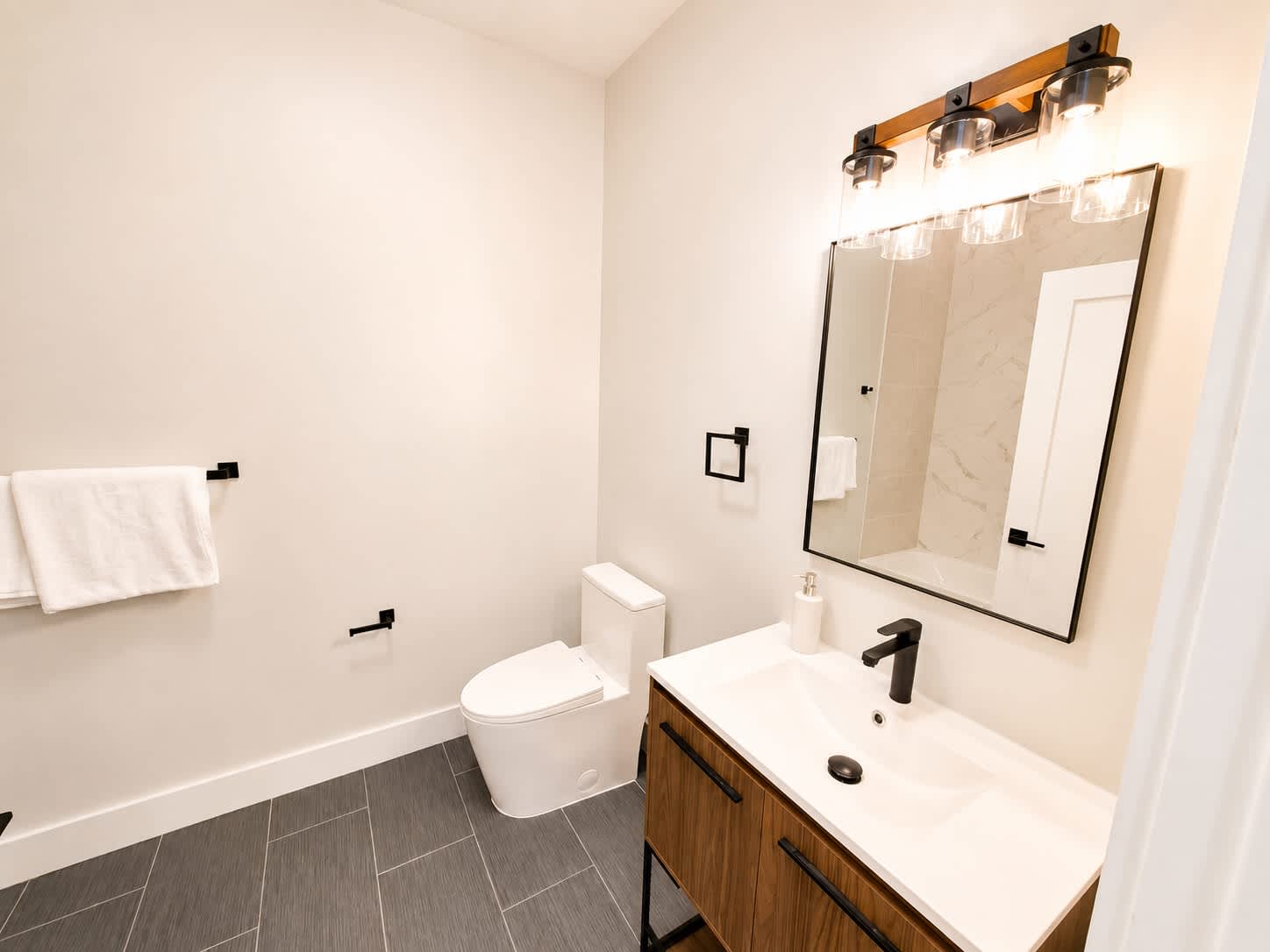 130 Ellis Avenue – photo 5