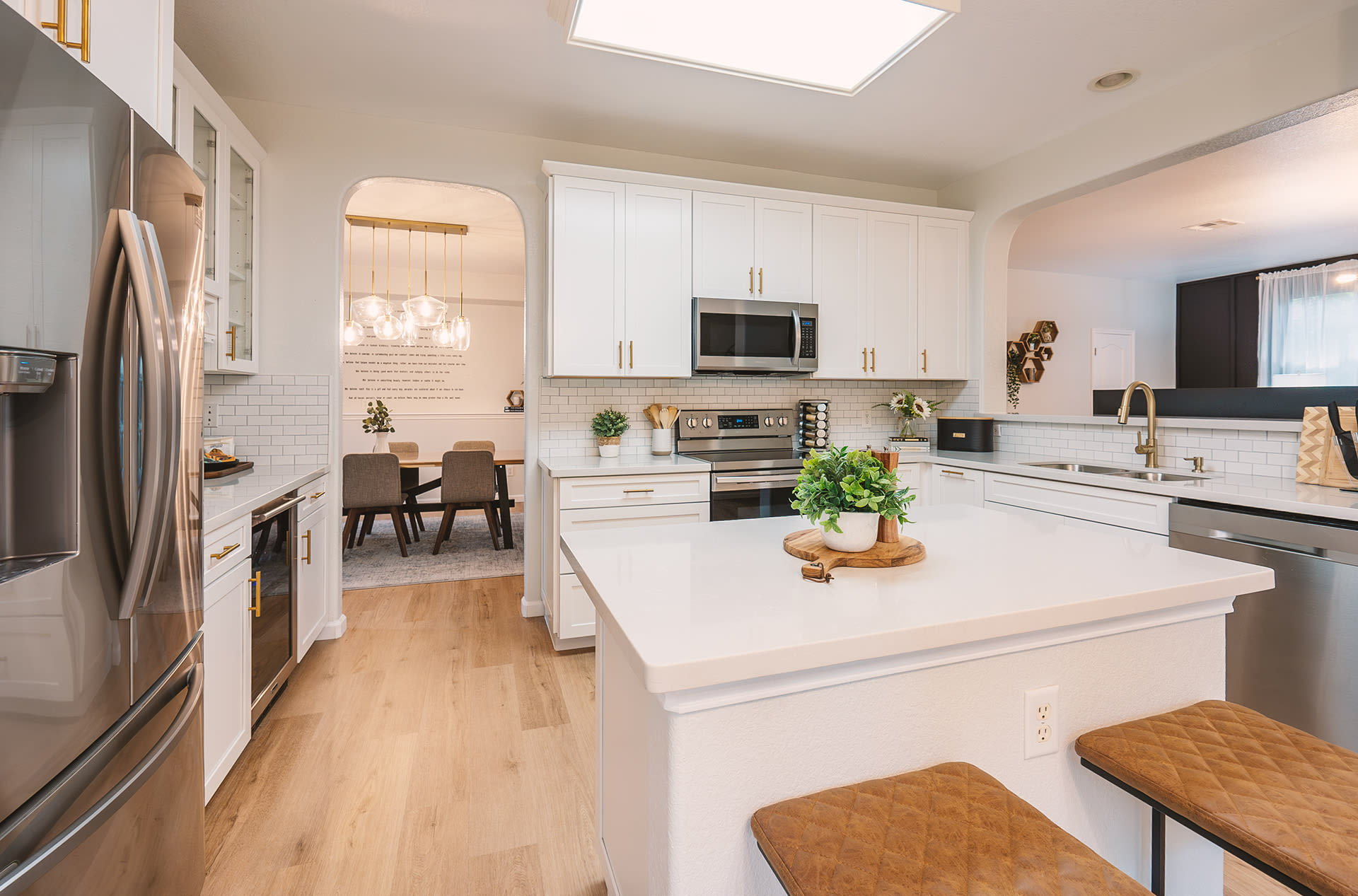 300 Cedar Lake Boulevard – photo 4