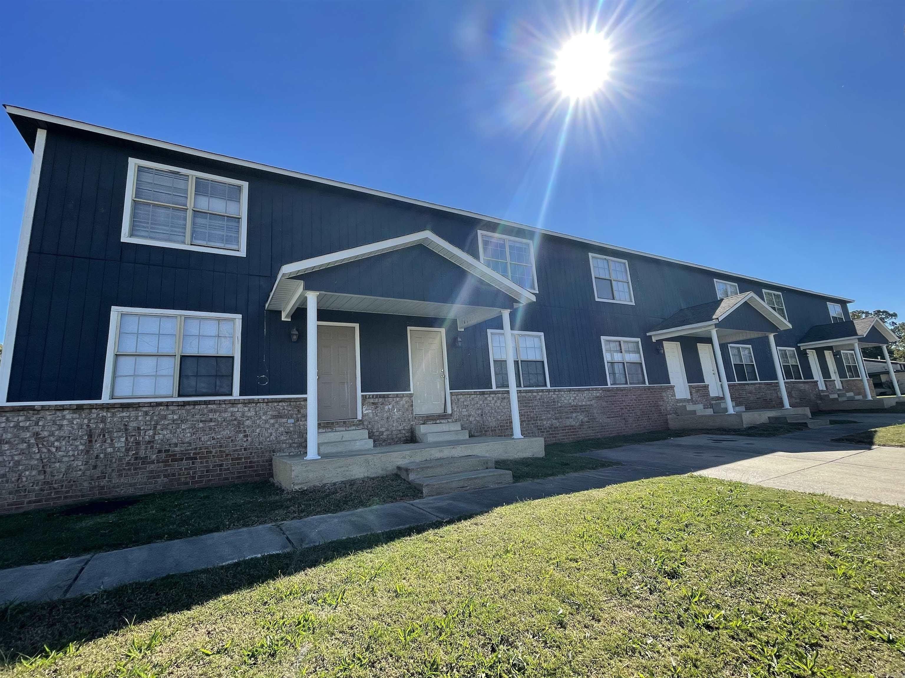 304 Helen Street – photo 2
