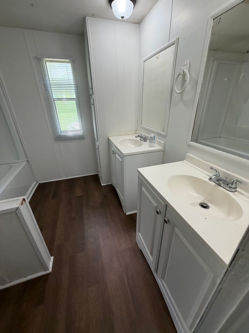 17249 Liberty Road – photo 2