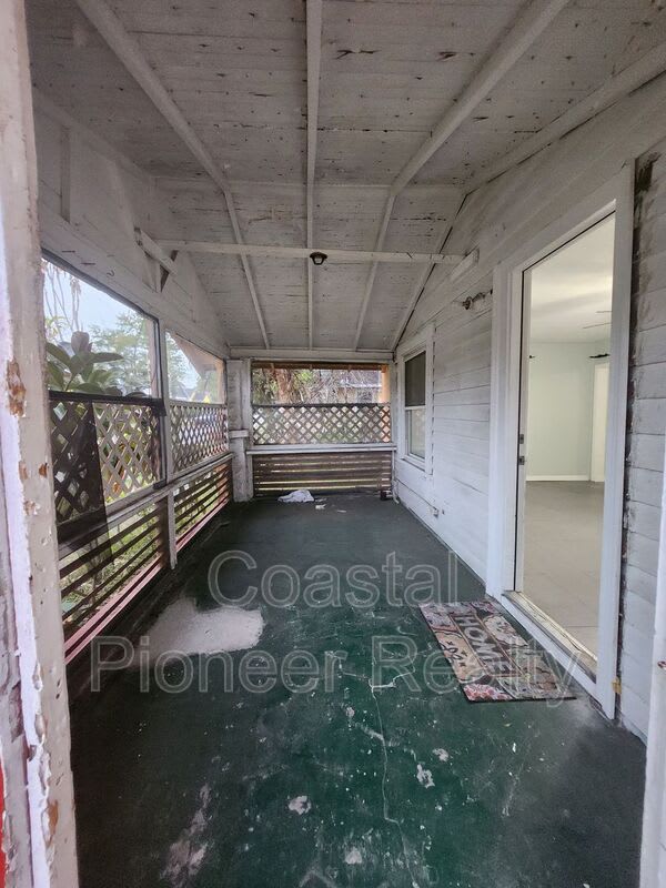 701 Newton Ave S – photo 2
