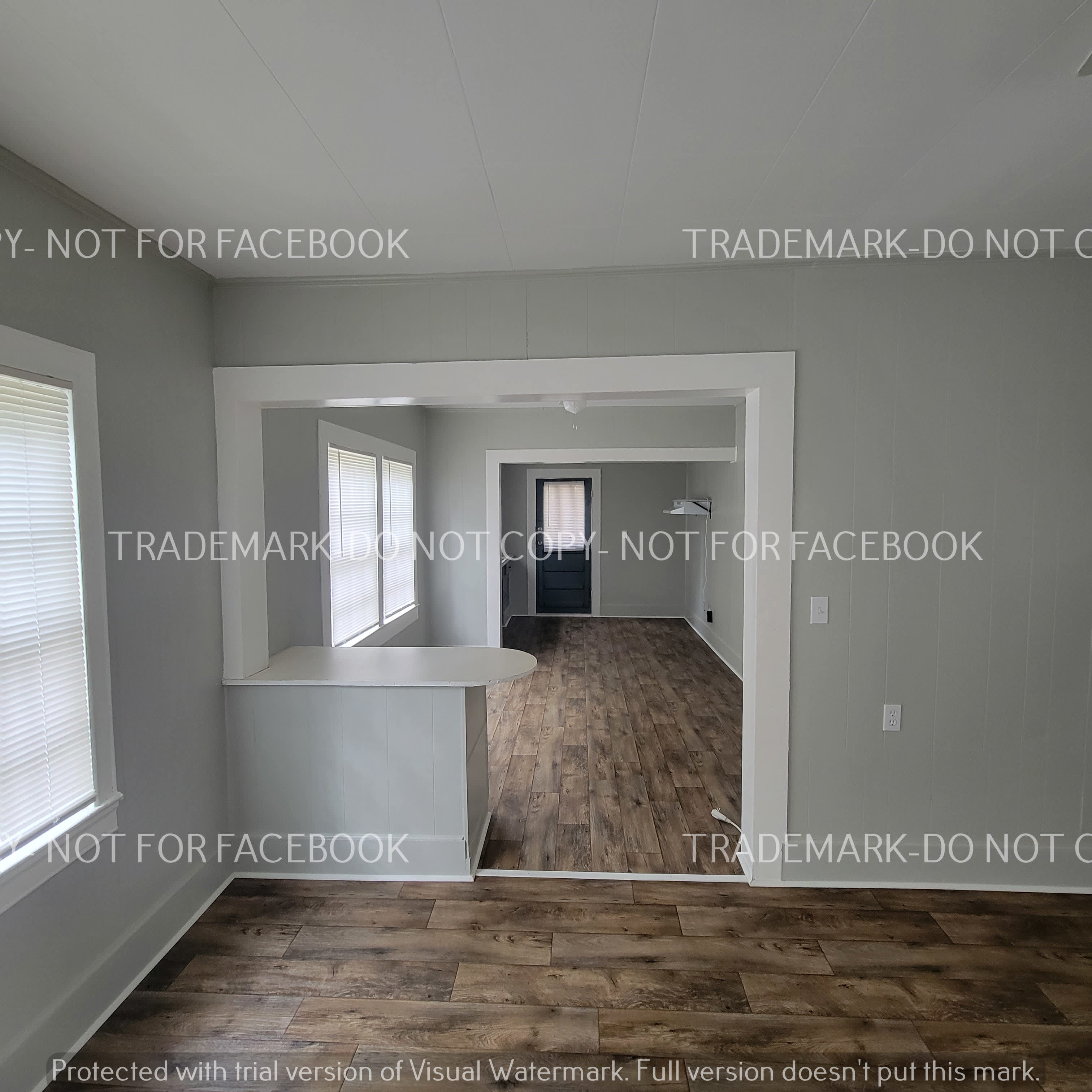 131 Eisenhower St – photo 3