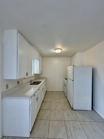1104 Siesta Drive – photo 3