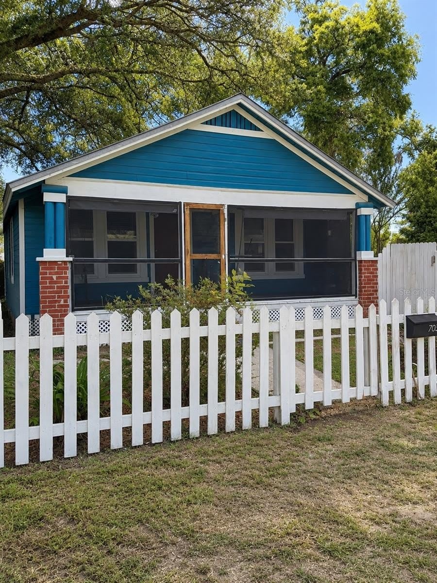 703 SW 5TH Street – photo 1