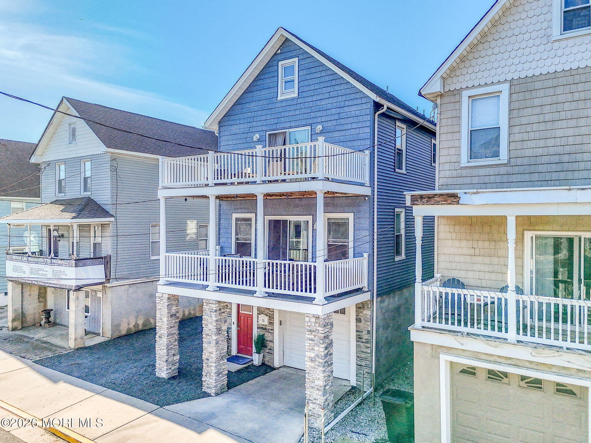 10 Center Street – photo 1