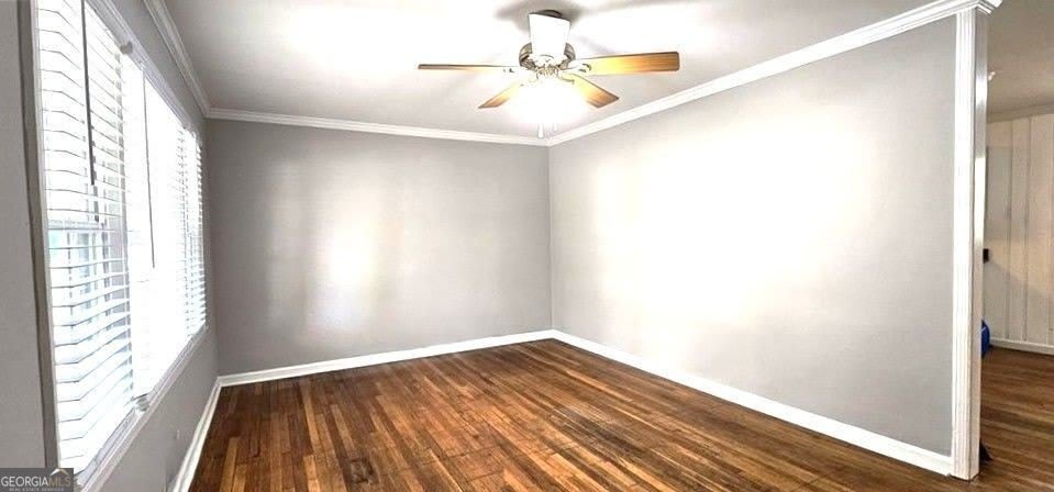2833 Rockcliff Road Se – photo 2