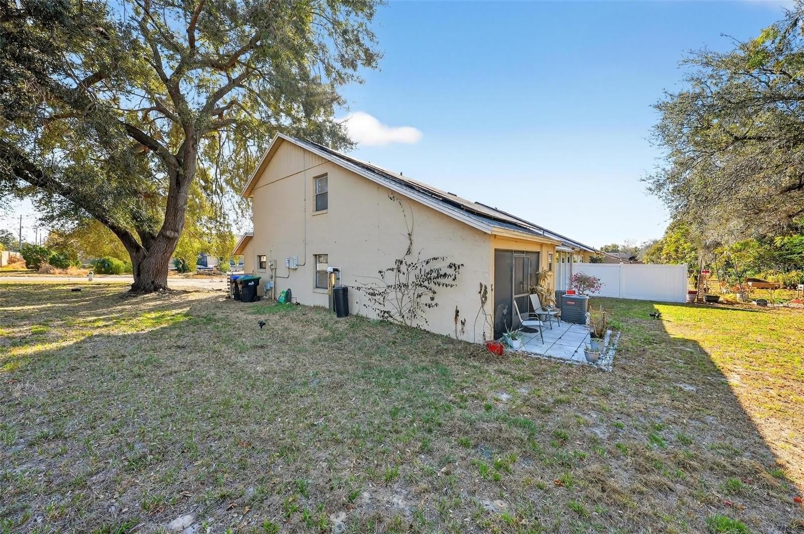 1300 WOODMAN Way – photo 3