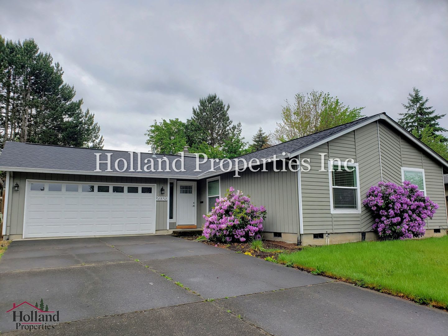 Beautiful Single Level 3 Bedroom Home In Aloha – photo 2