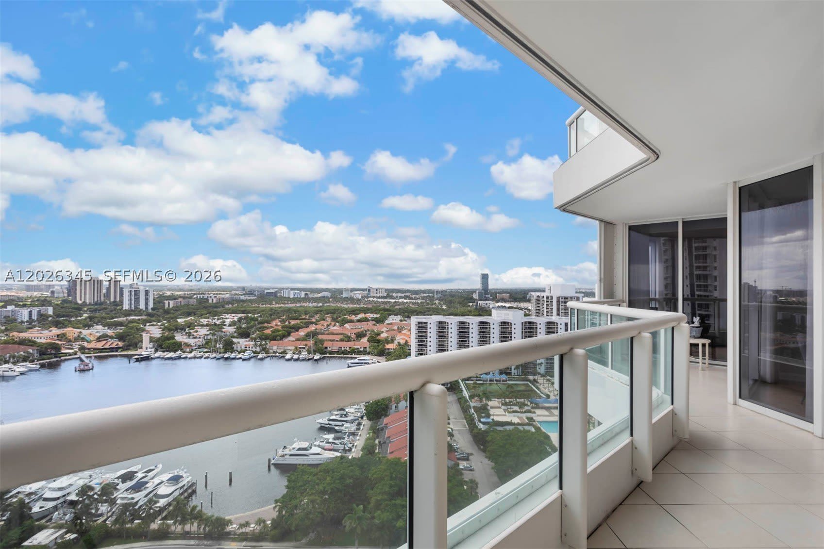 21205 Yacht Club Dr – photo 2