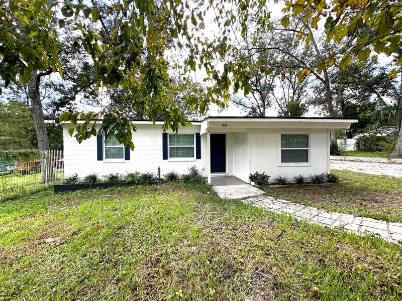8054 Graff Lane – photo 2