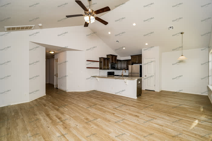 31699 East 64Th Street South – photo 5