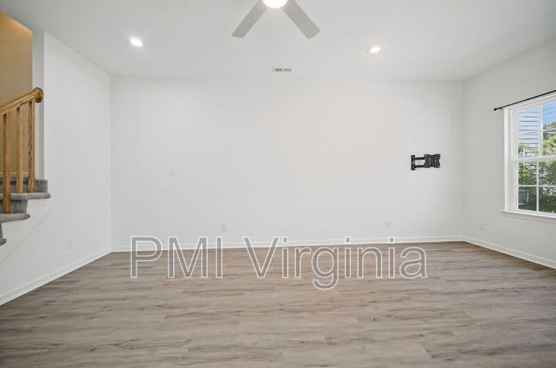 105 Gilmerton Avenue – photo 5