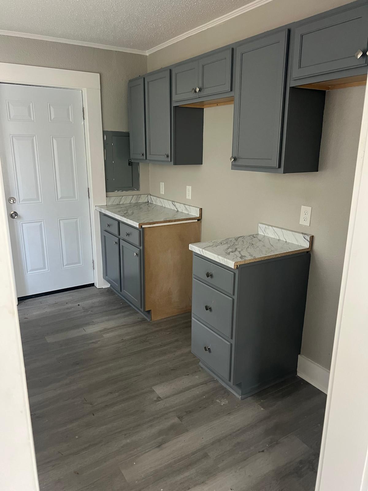 790 South Parkway East – photo 5