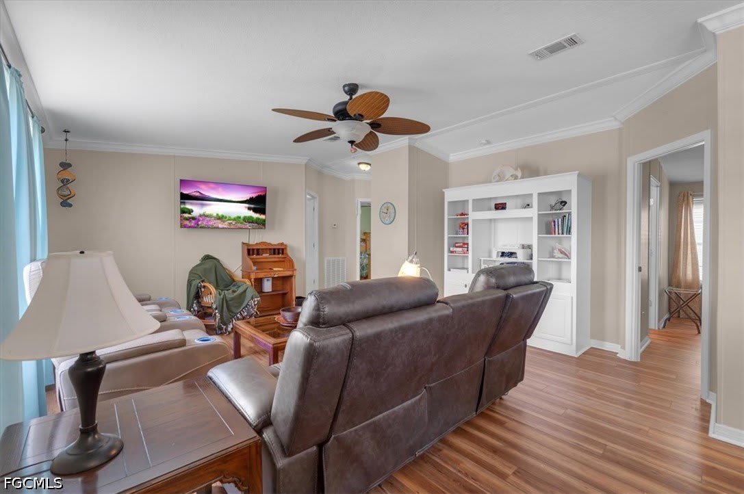 701 Coral Drive – photo 4