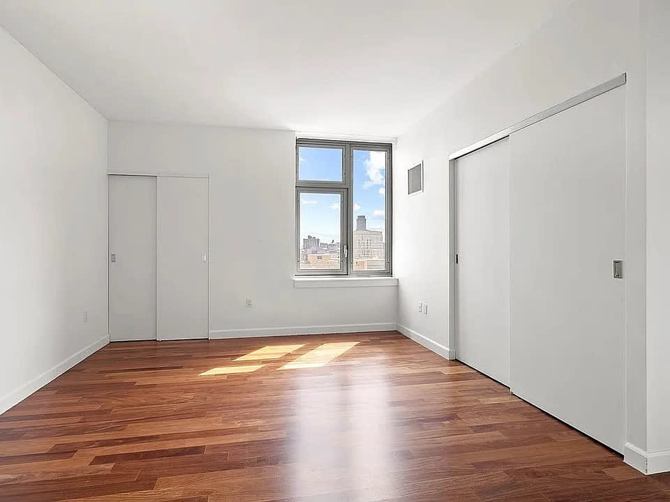 103 Jay St Apt 2 – photo 2