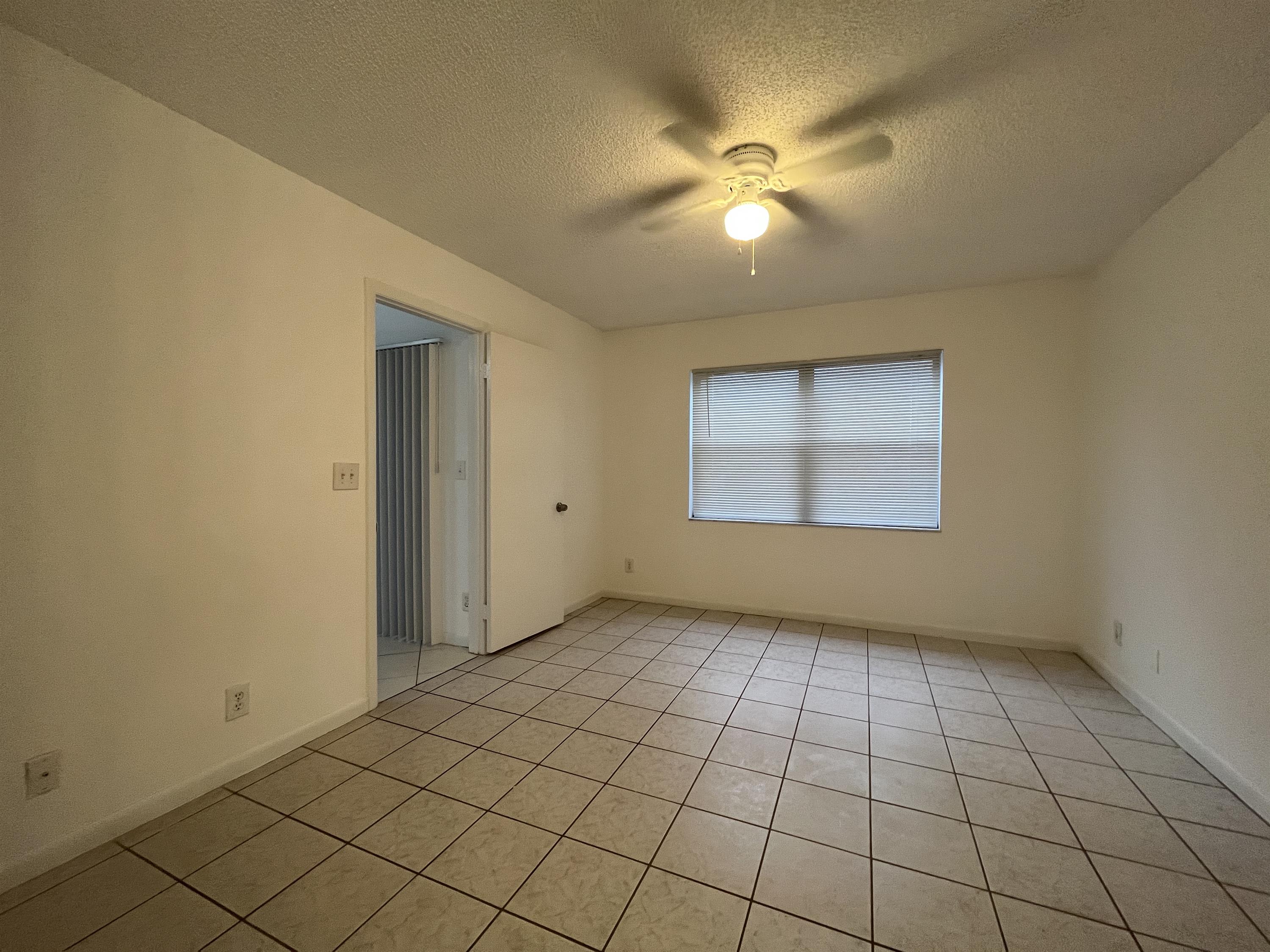 16413 Grape Way – photo 5