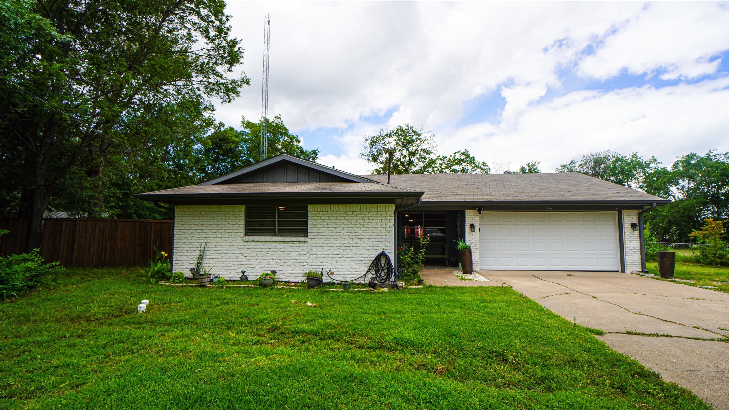 340 Northside – photo 1