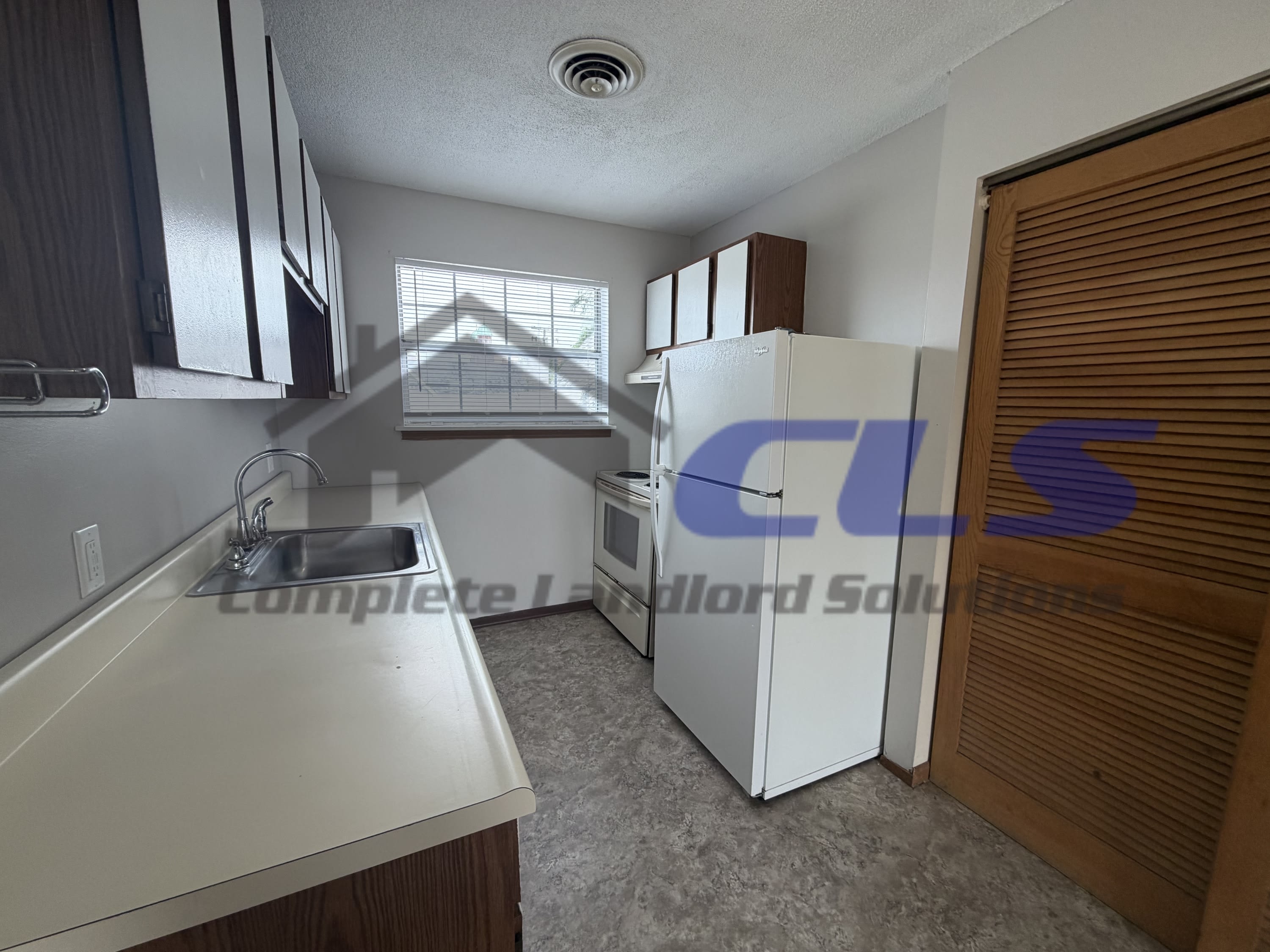 820 Poplar Street – photo 2