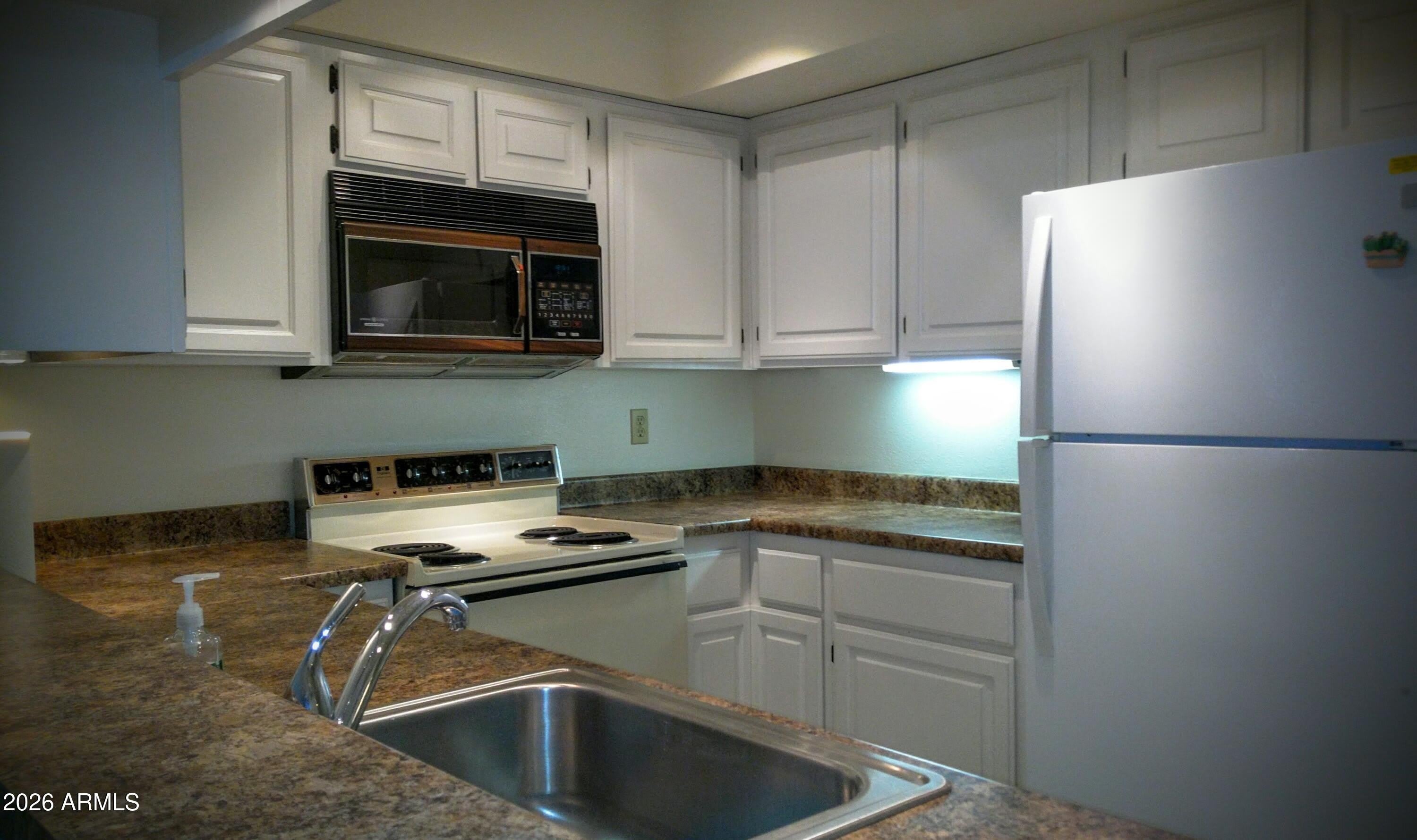 5136 N 31ST Place – photo 3