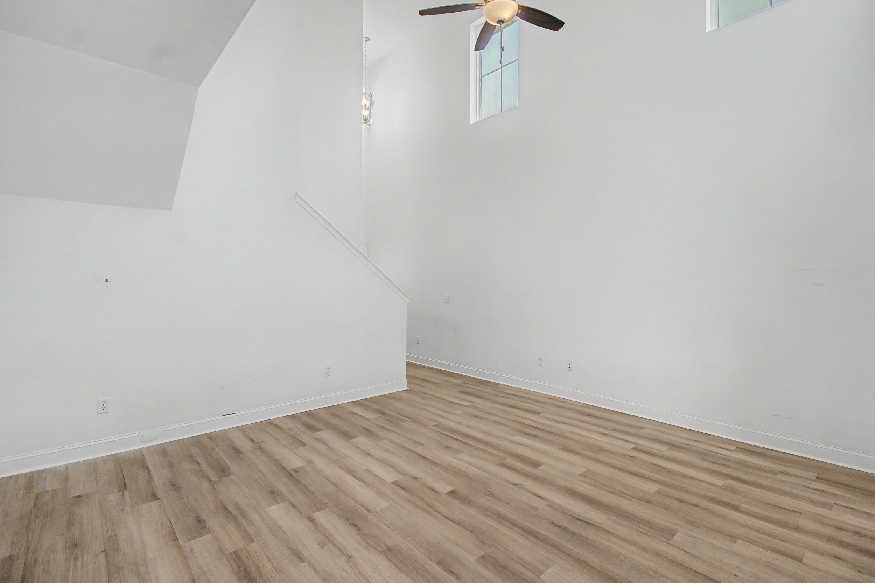 881 Grayson Avenue – photo 4
