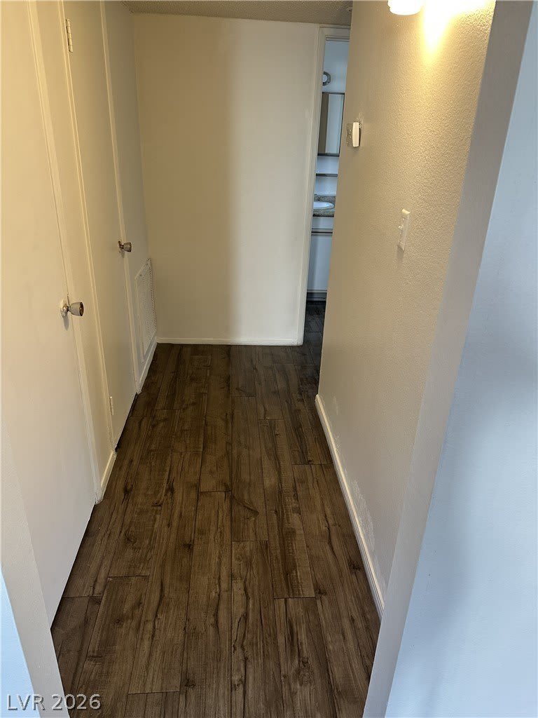 5808 Bromley Avenue – photo 5