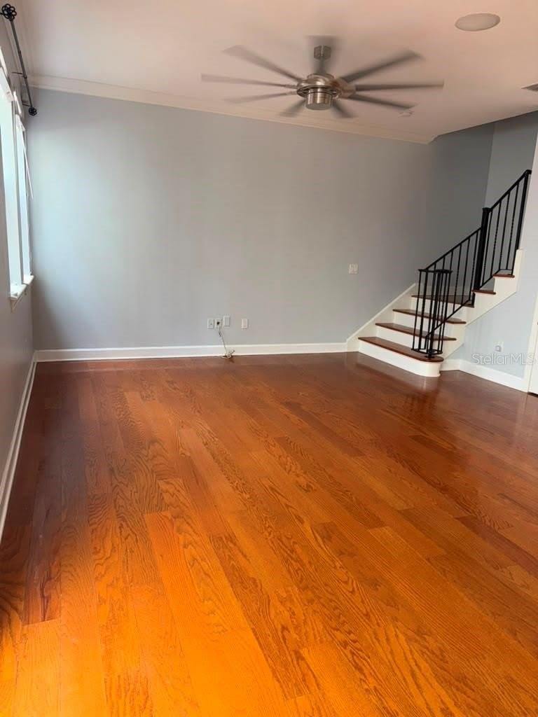 113 S PACKWOOD Avenue – photo 3