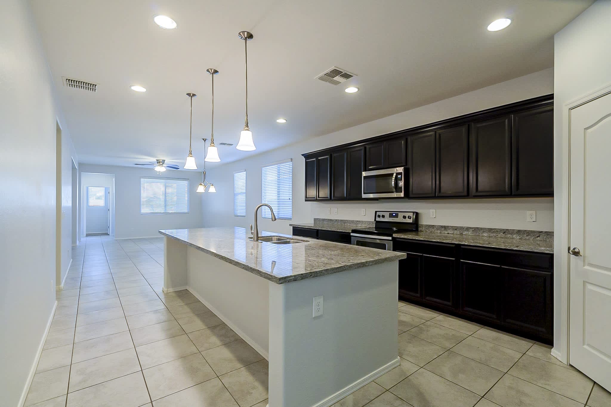 41272 West Rio Bravo Drive – photo 4