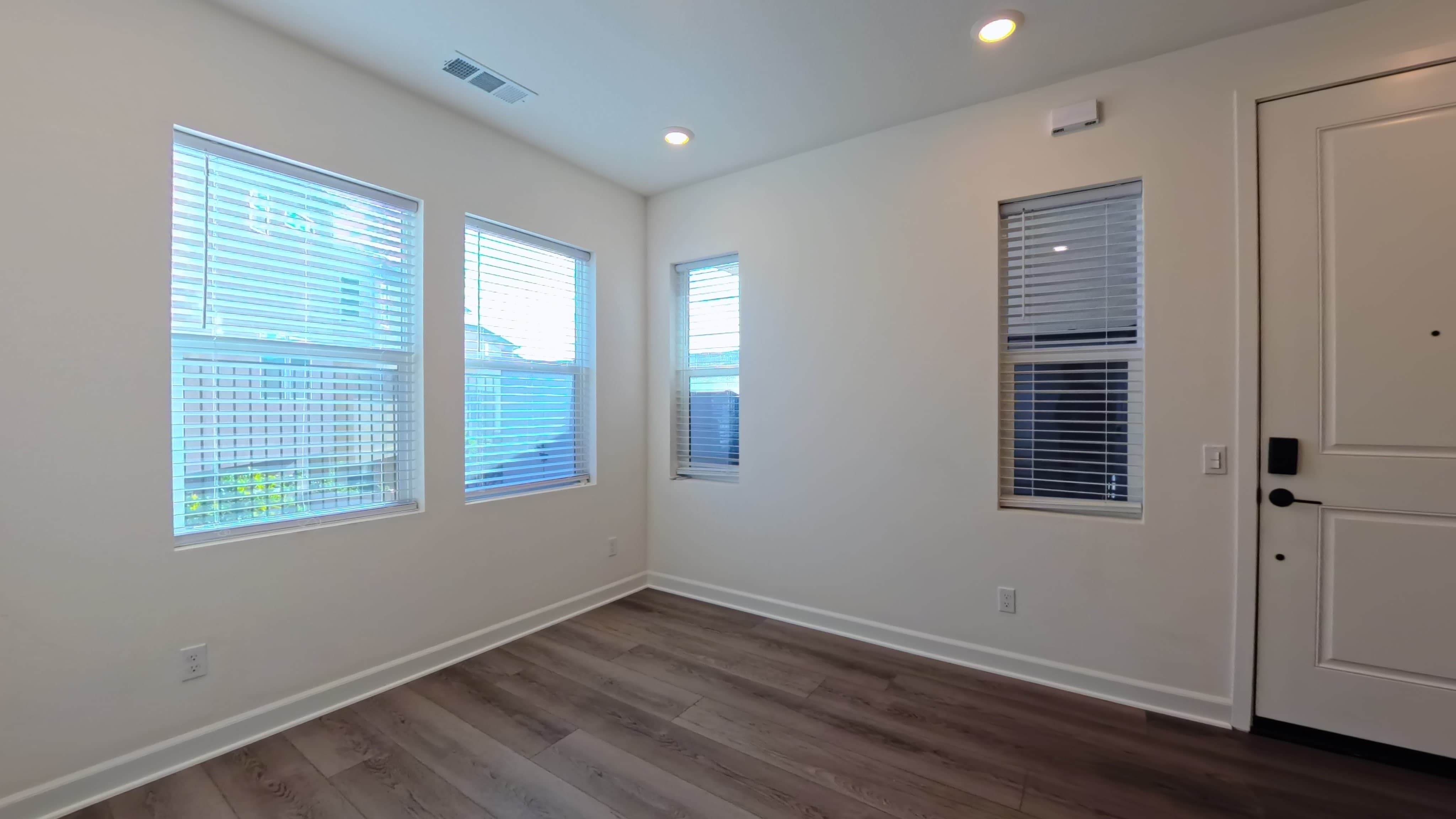 11812 Ella Wy – photo 2