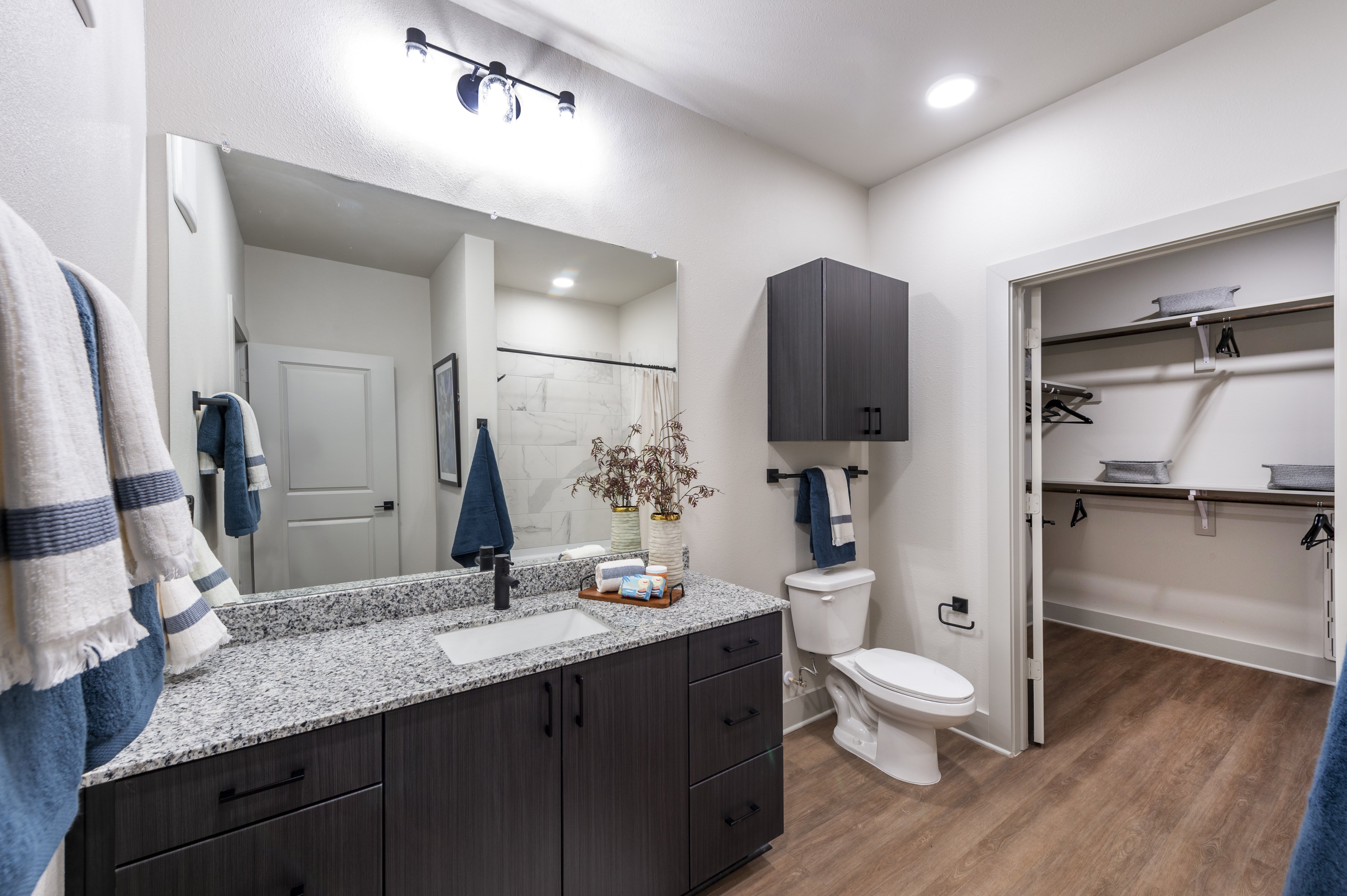 Domain Benbrook – photo 3