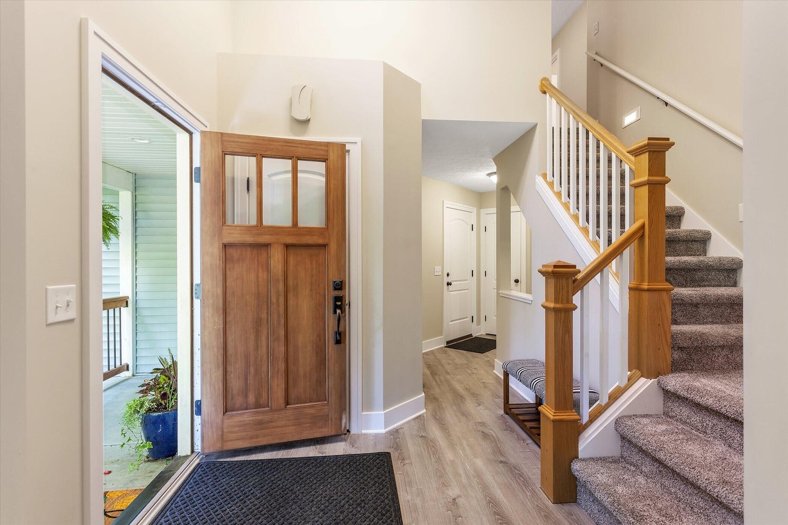 3042 Wycliff Dr SE – photo 3