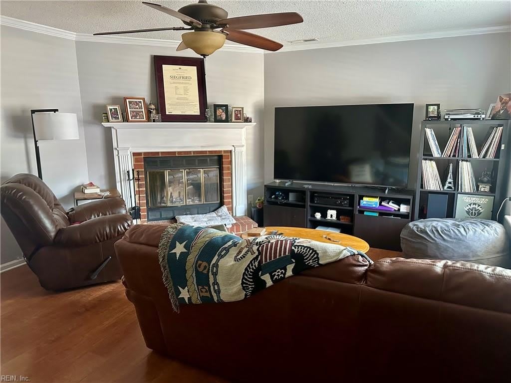 4658 Merrimac Lane – photo 2