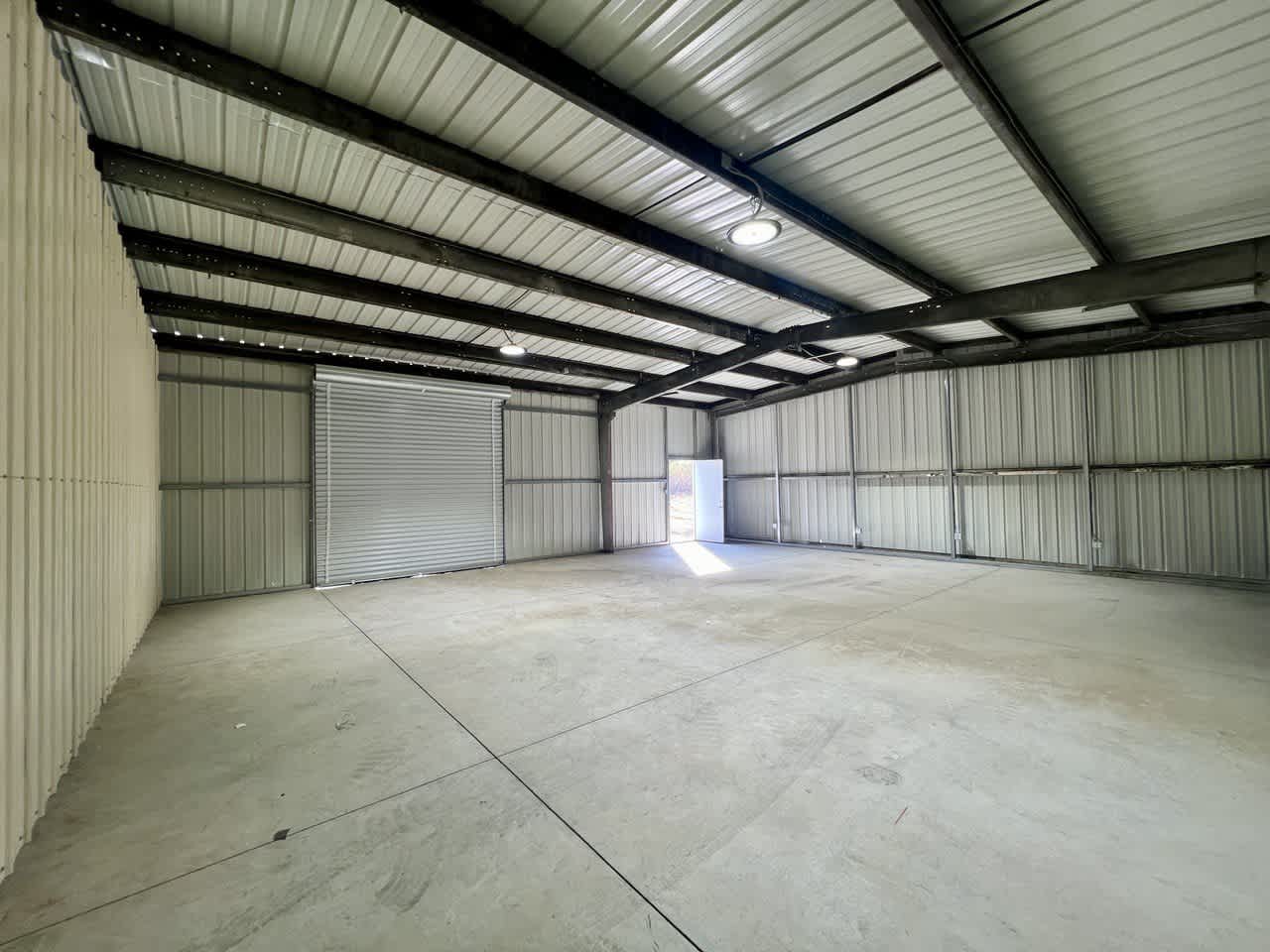 731 E River Ave – photo 4
