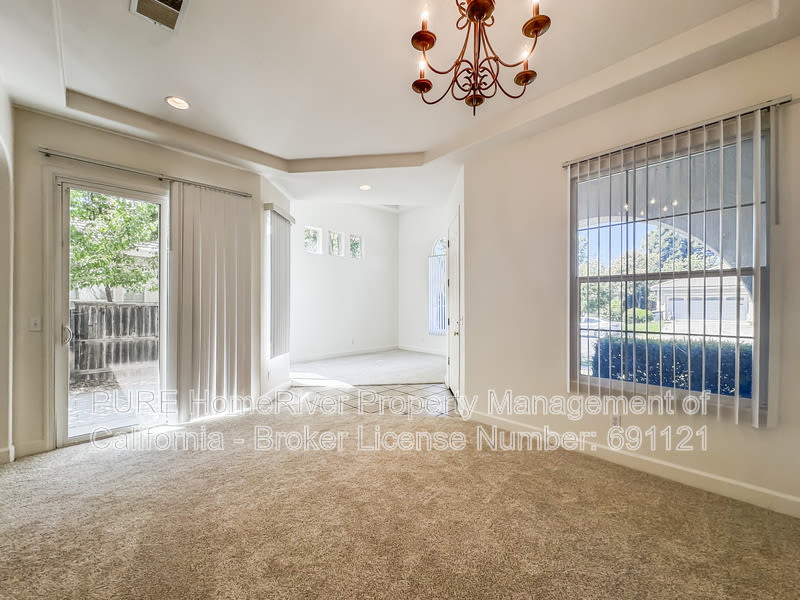 5809 Bridgecross Dr – photo 4