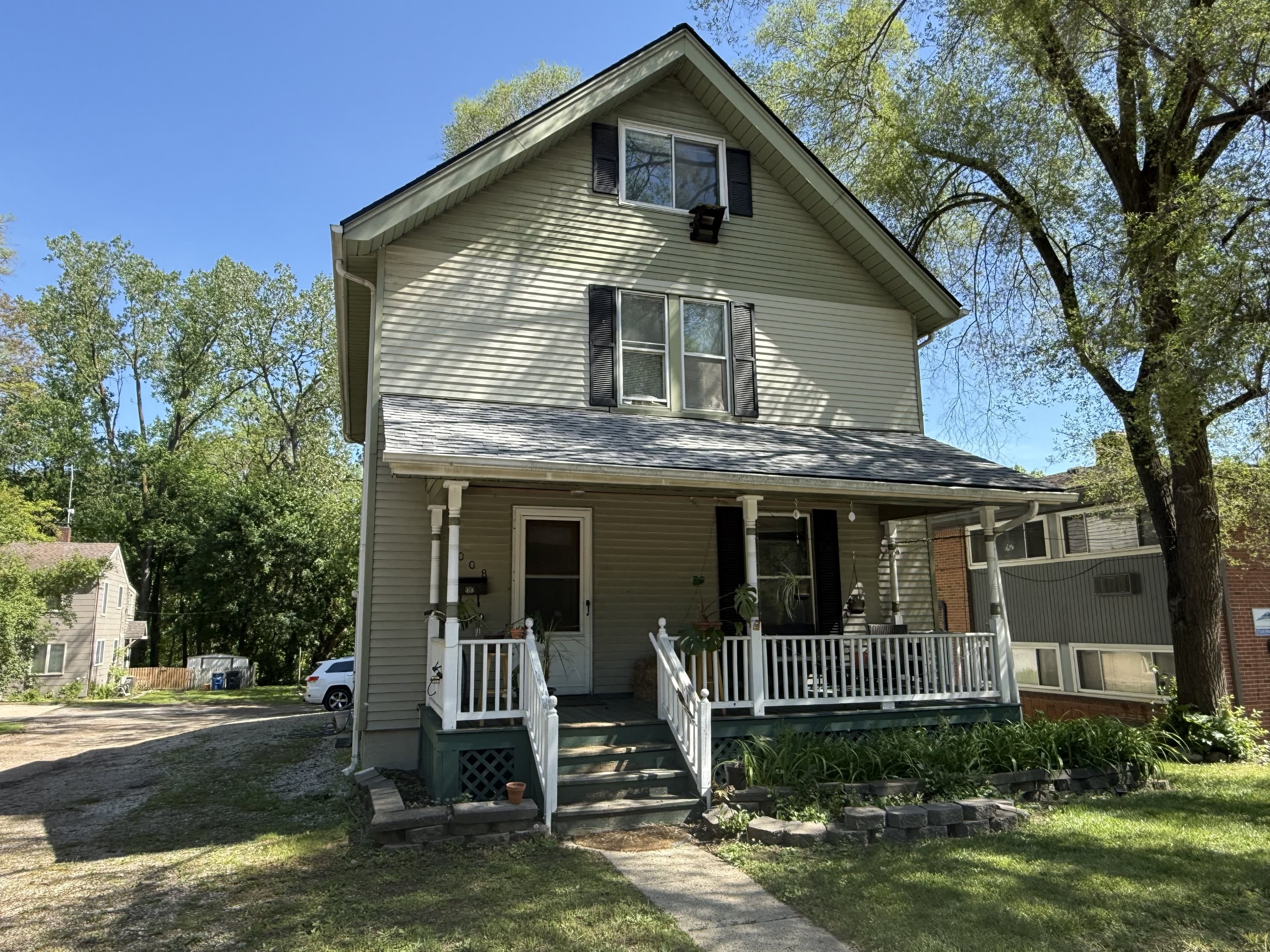 1008 West Huron Street – photo 2